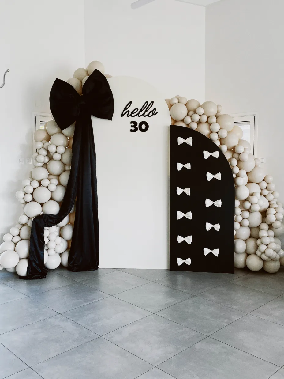 Gallery 10